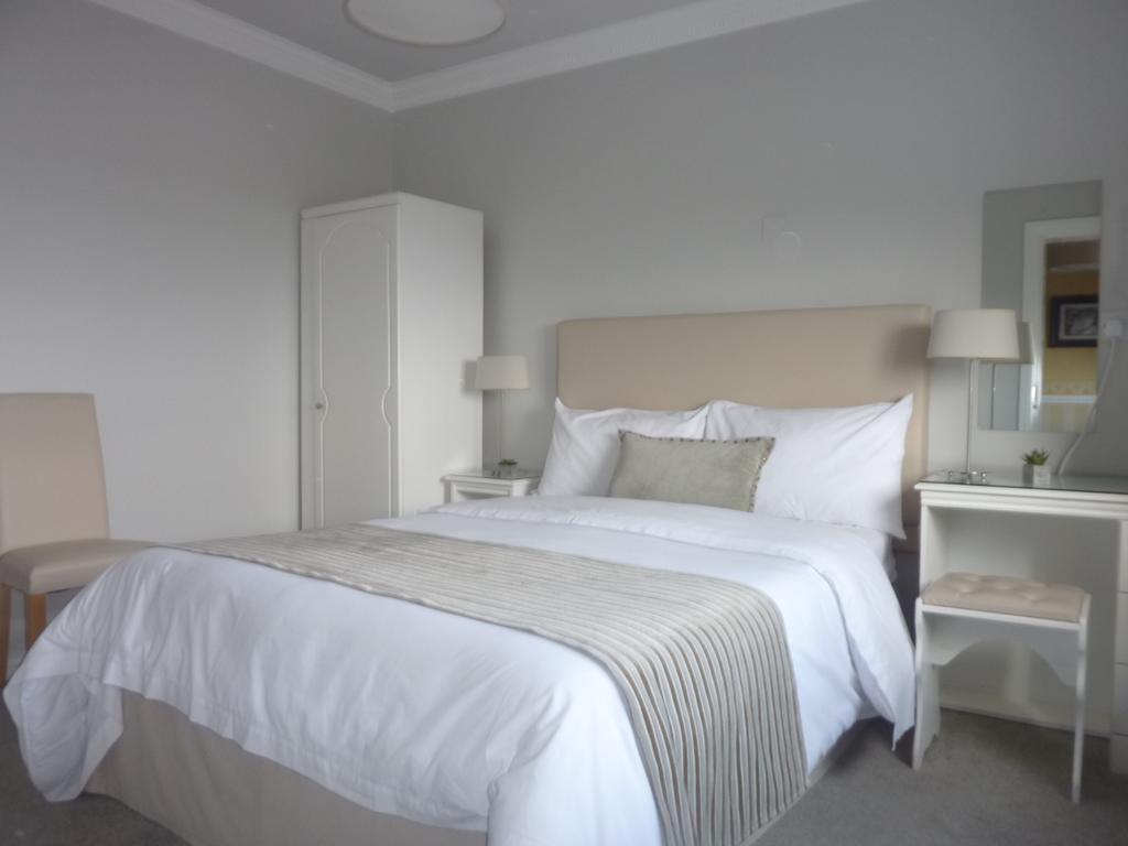 Westwinds Guestlodge Galway Eksteriør billede