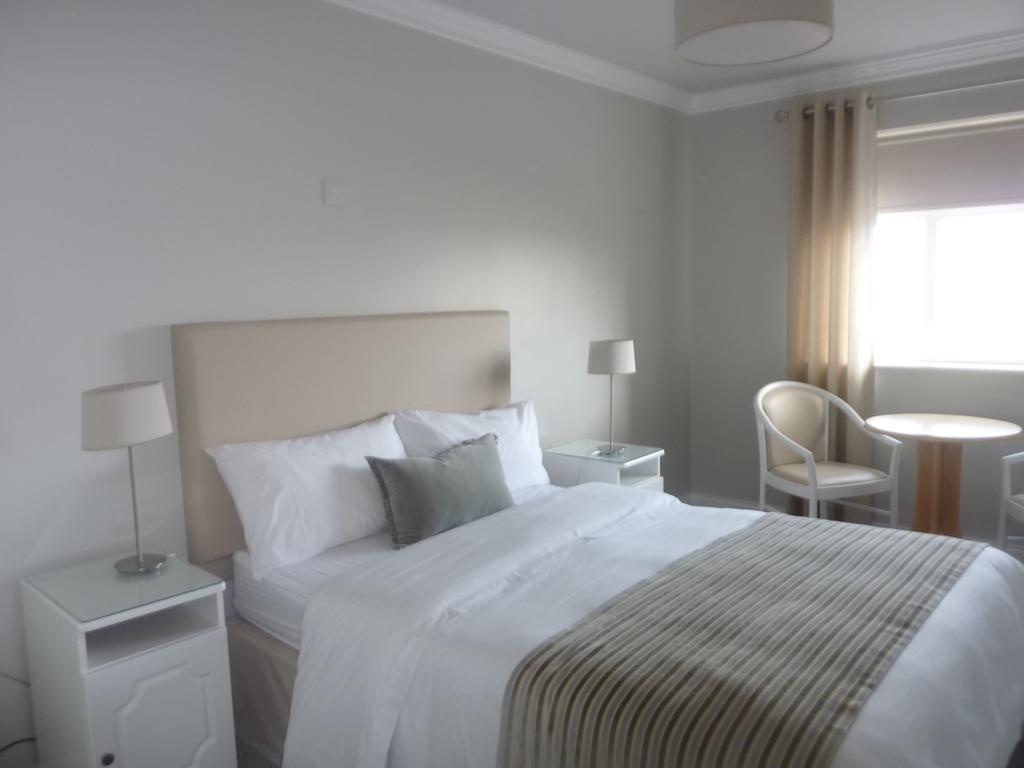 Westwinds Guestlodge Galway Eksteriør billede