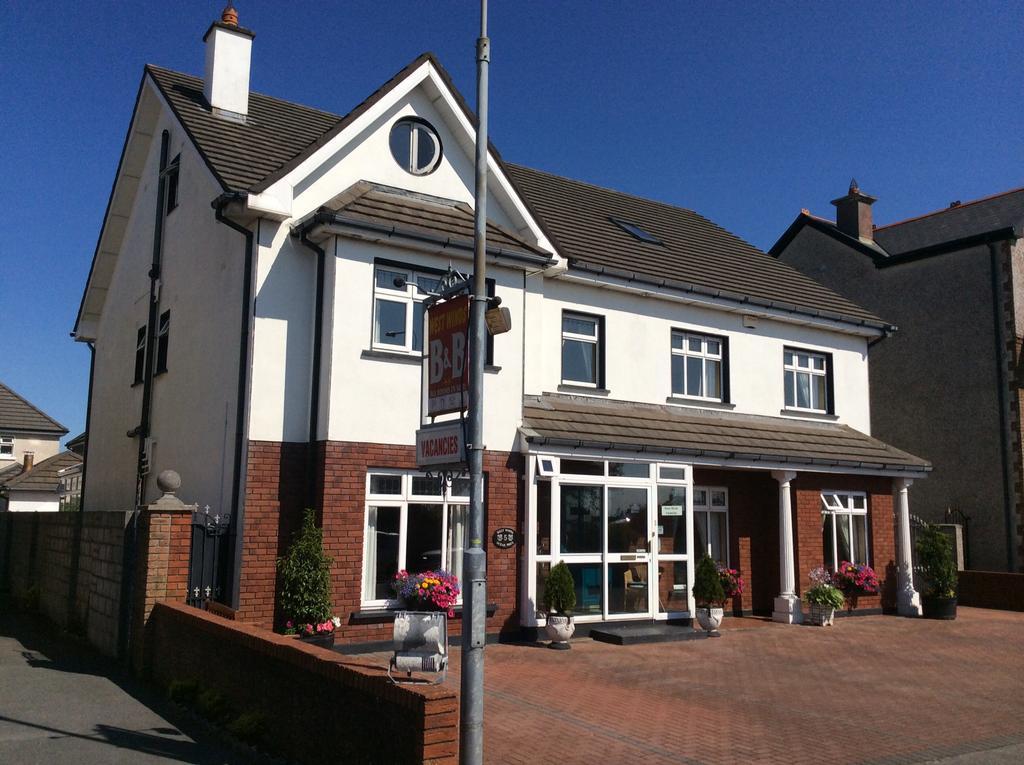 Westwinds Guestlodge Galway Eksteriør billede
